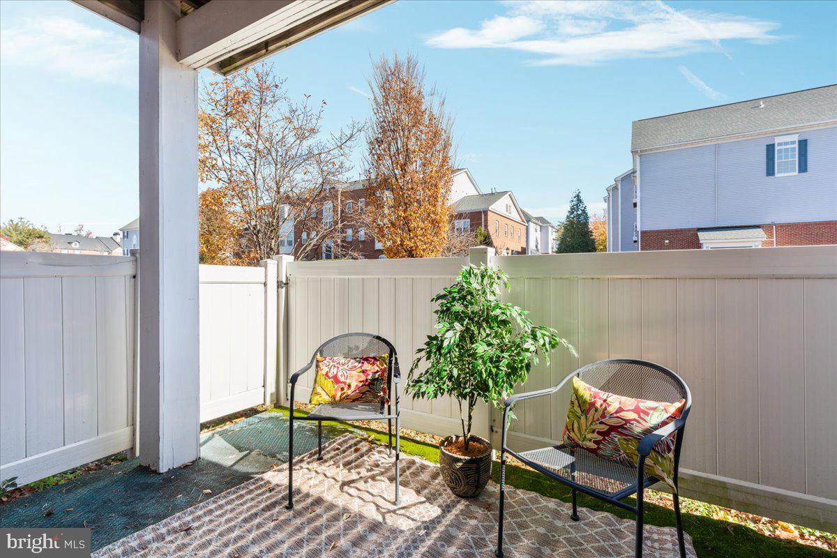 673 CONSTELLATION SQUARE B SE B