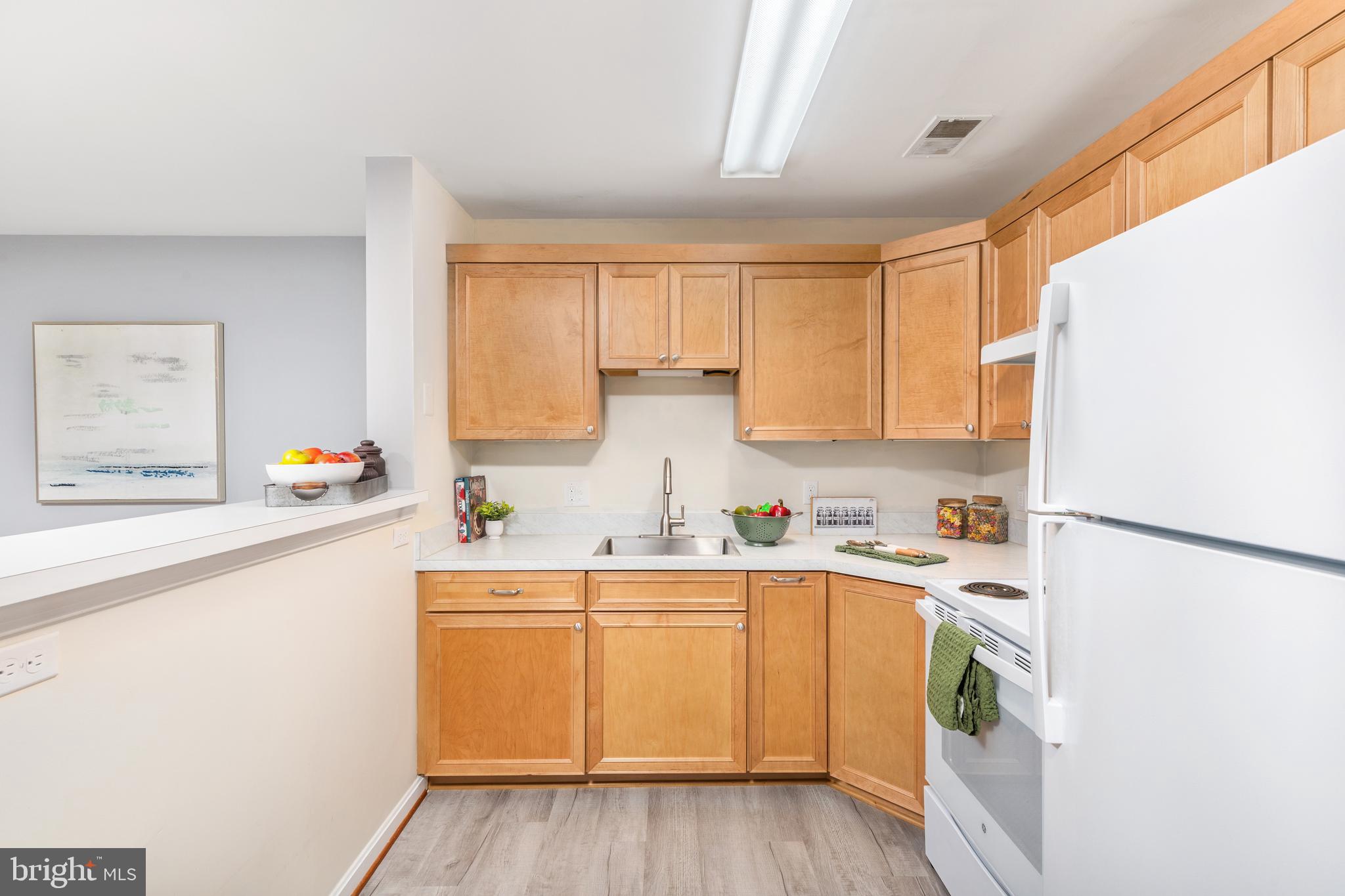 673 CONSTELLATION SQUARE B SE B