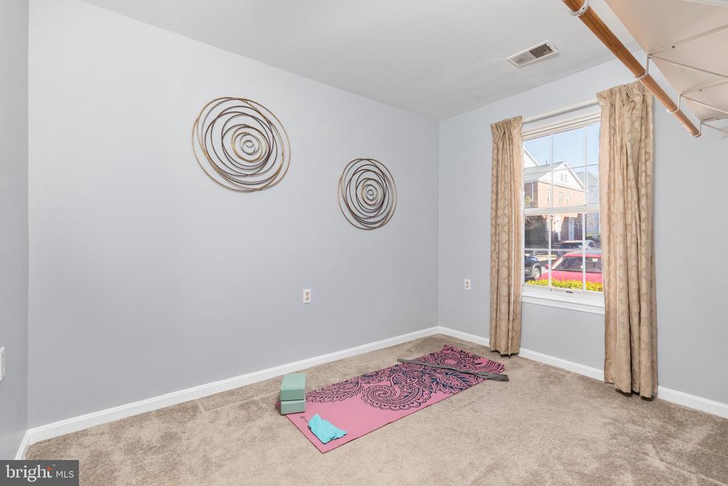 673 CONSTELLATION SQUARE B SE B