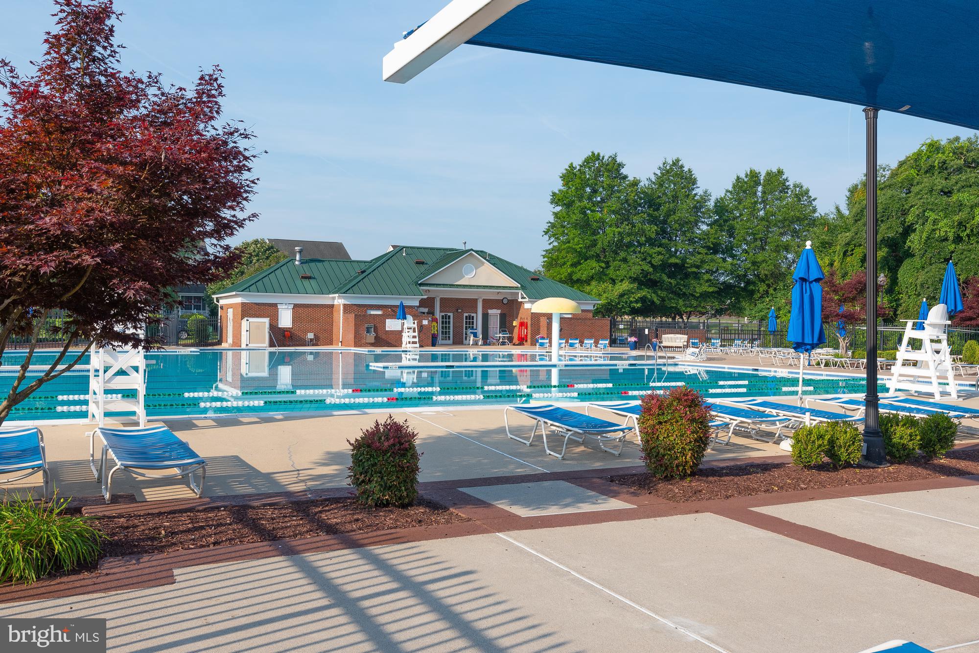 42724 ROLLING ROCK SQUARE