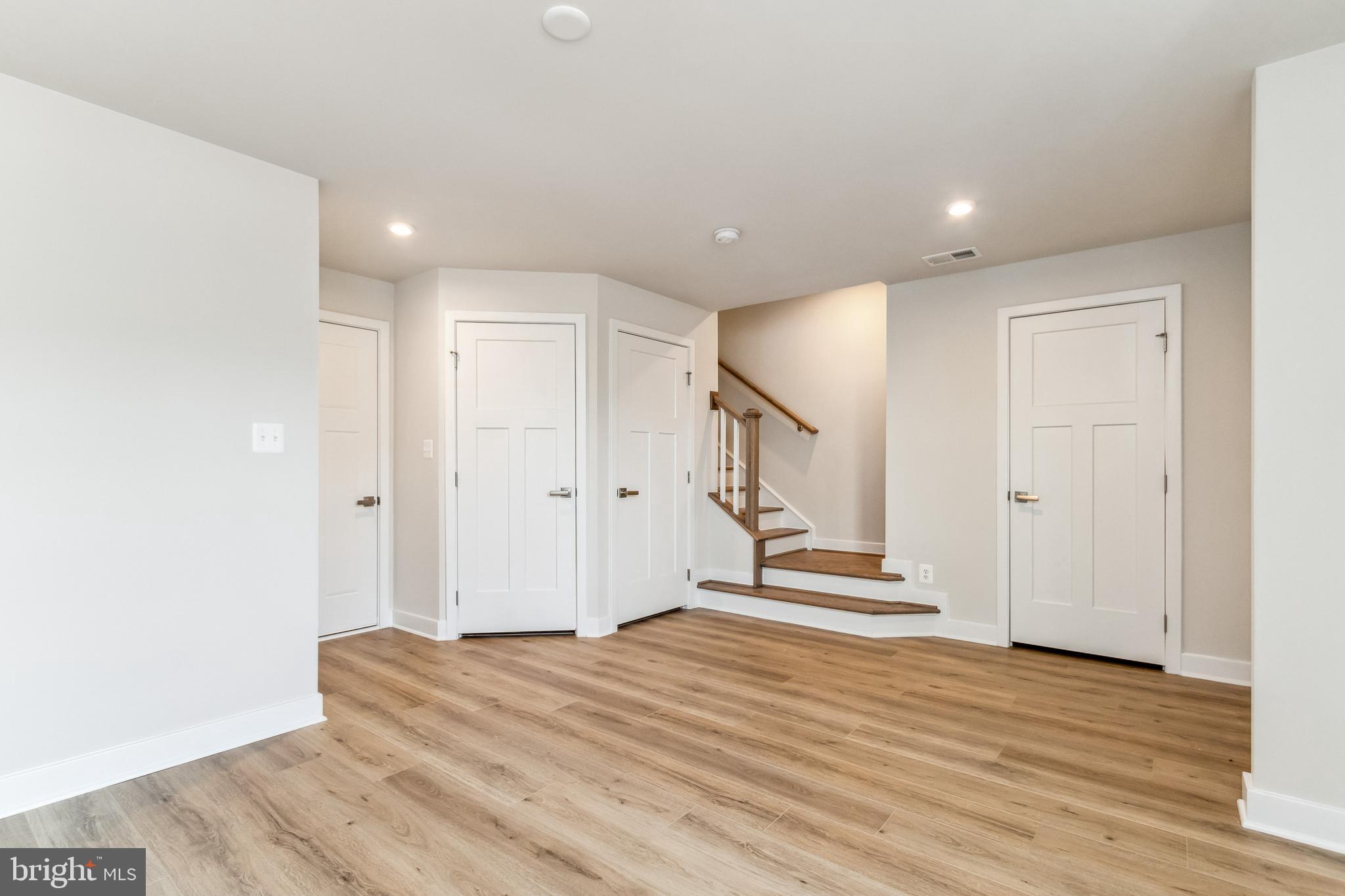 42564 ANTONIA TERRACE