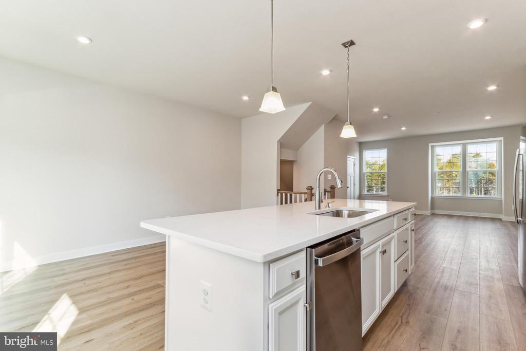42564 ANTONIA TERRACE
