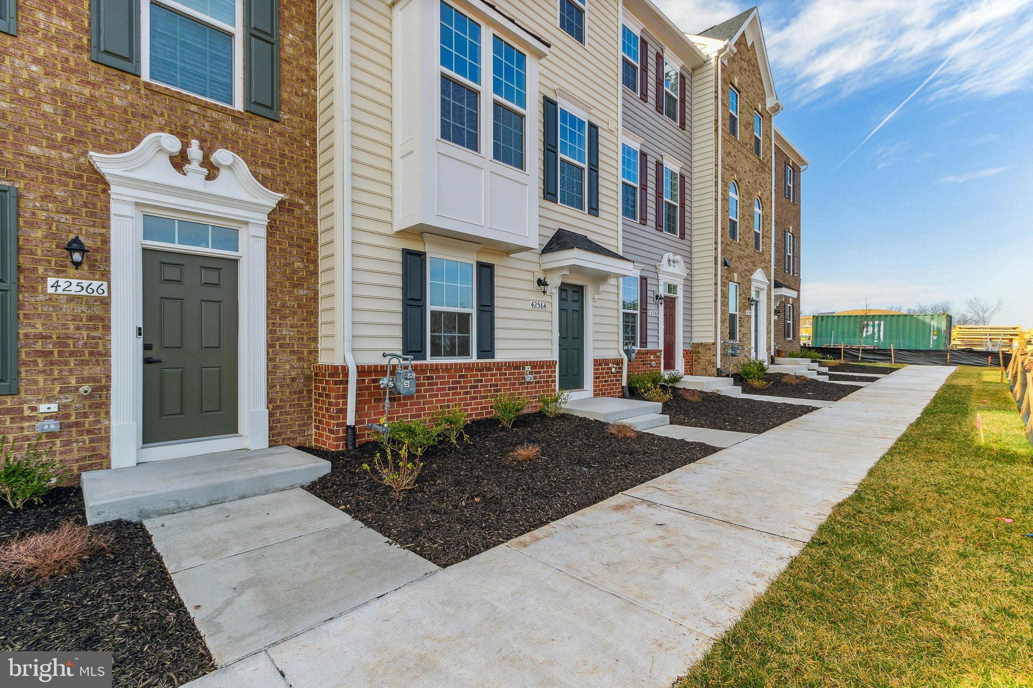 42564 ANTONIA TERRACE