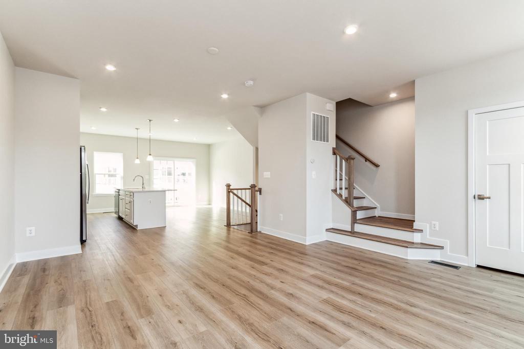 42564 ANTONIA TERRACE