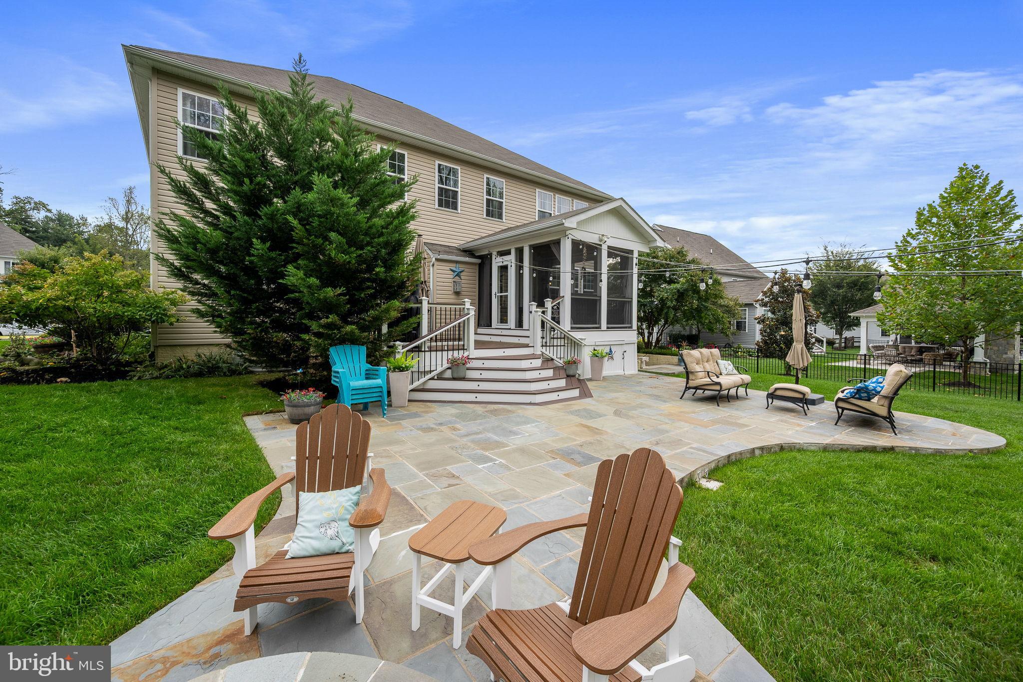 24469 ISLAND POOL COURT