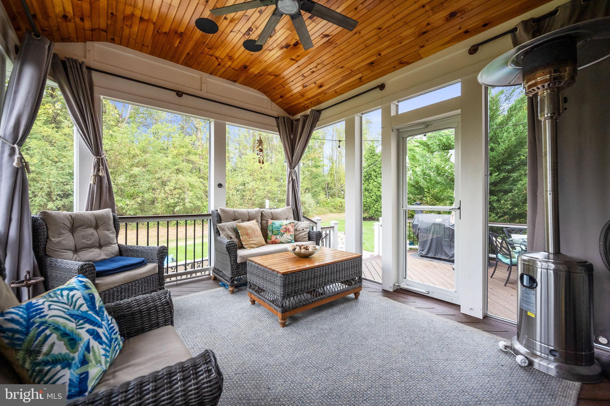 24469 ISLAND POOL COURT