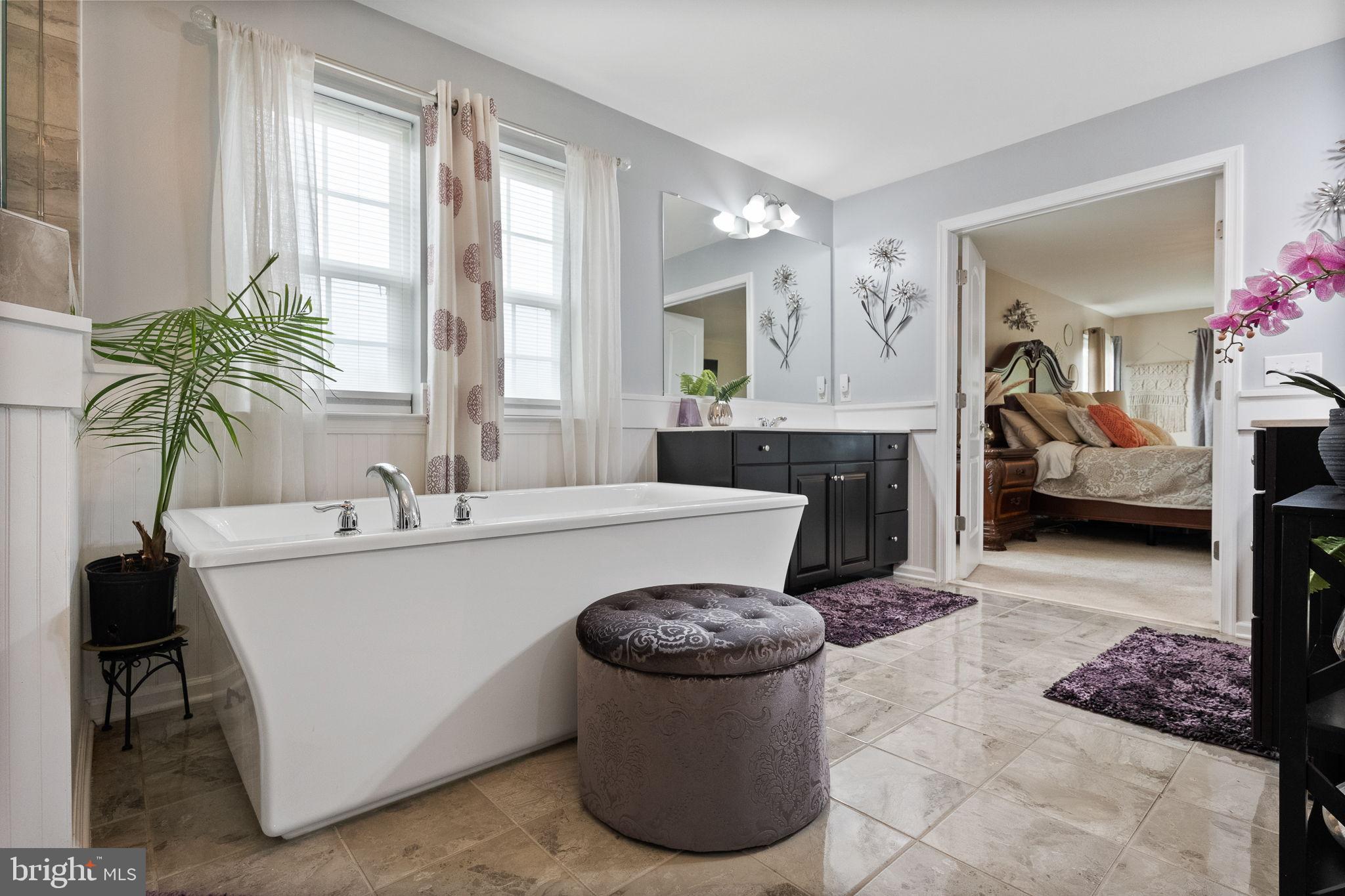 24469 ISLAND POOL COURT