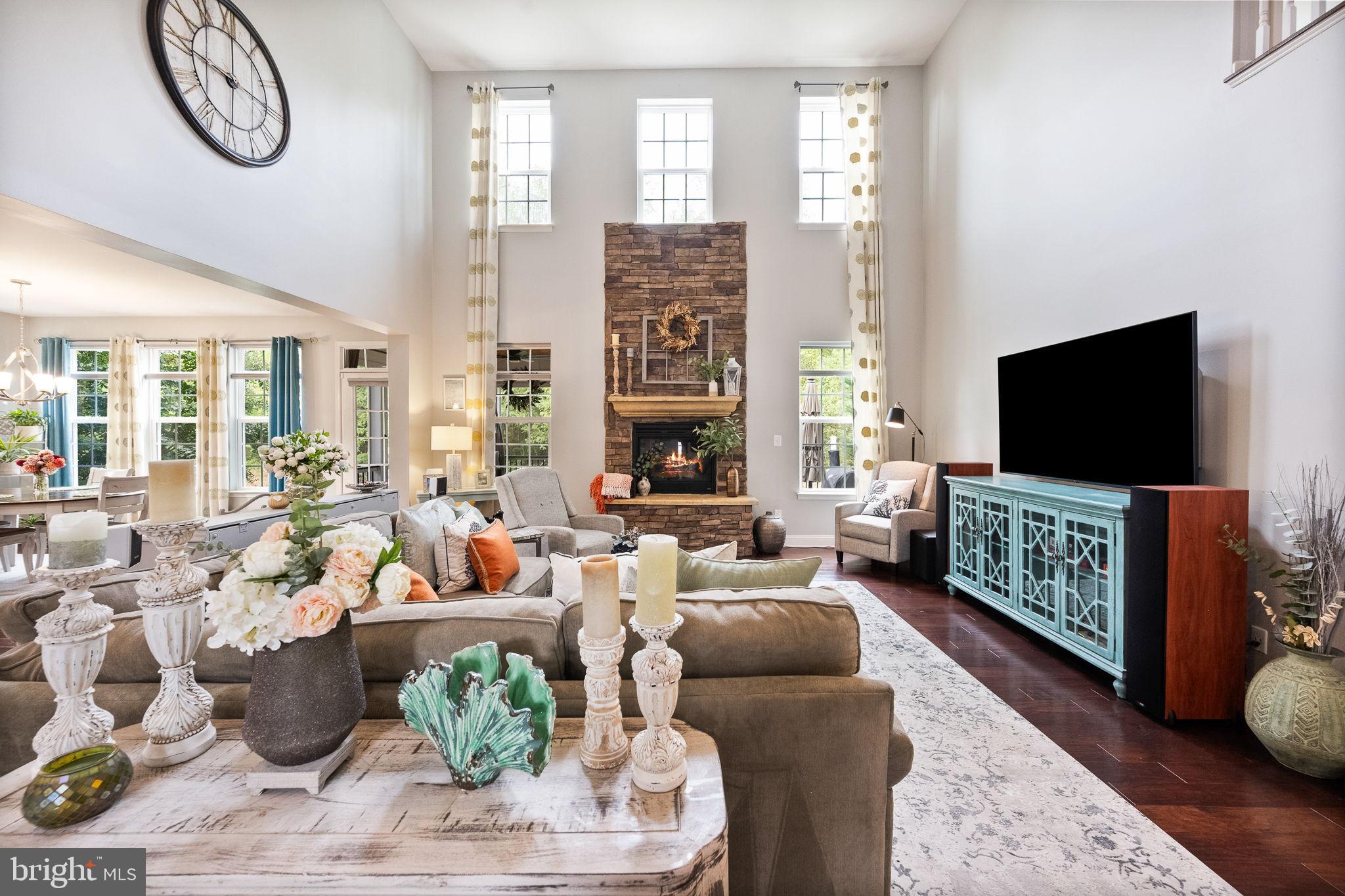 24469 ISLAND POOL COURT