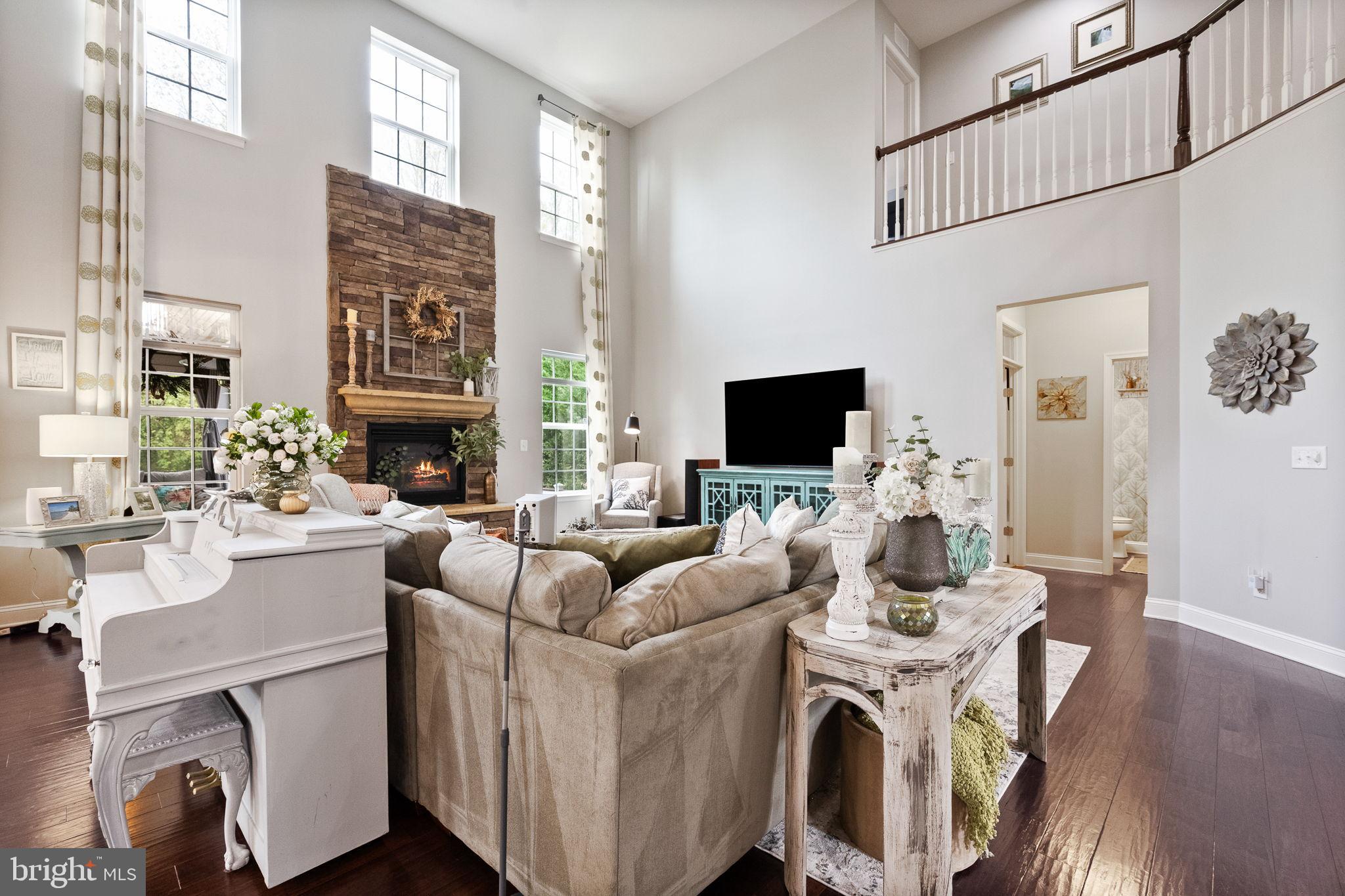 24469 ISLAND POOL COURT