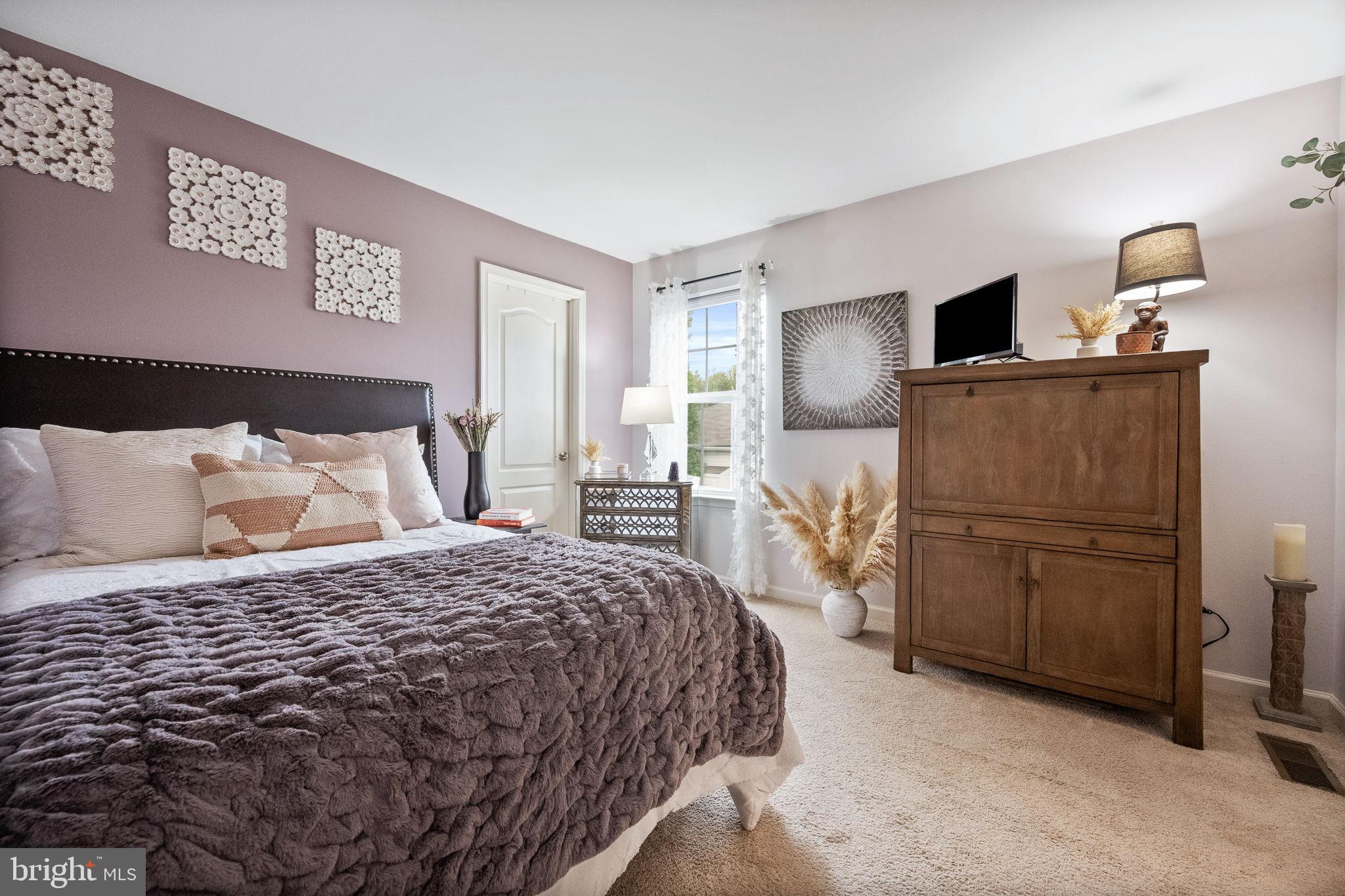 24469 ISLAND POOL COURT