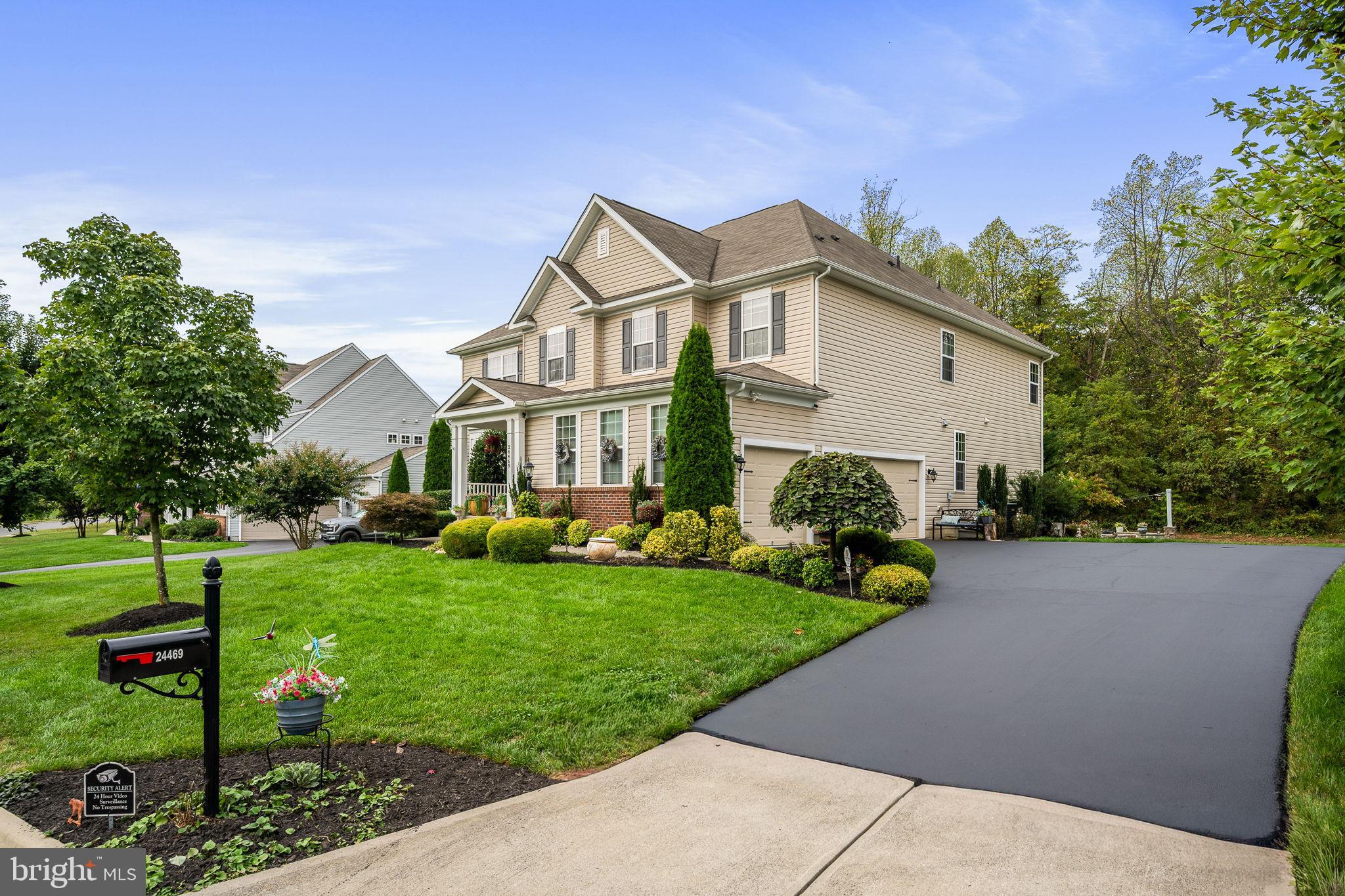 24469 ISLAND POOL COURT