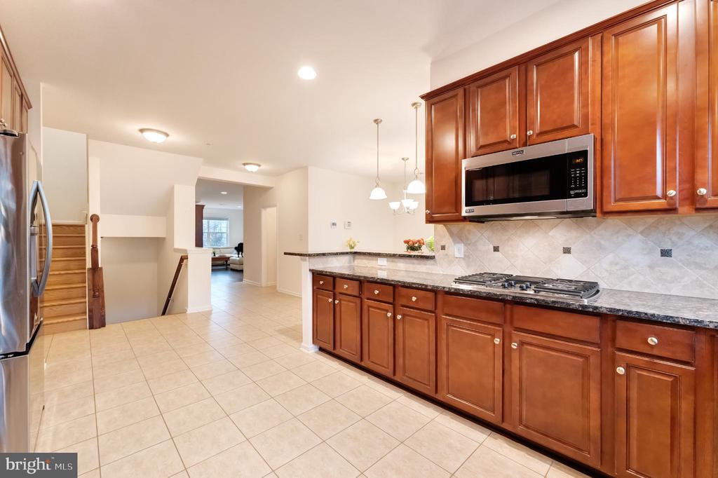 22720 FERNCREST TERRACE