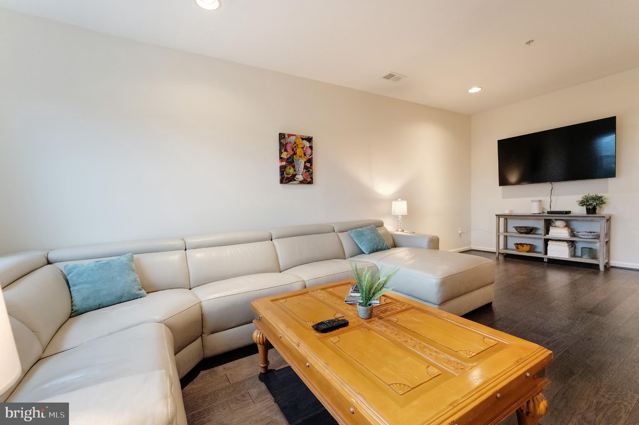 22720 FERNCREST TERRACE
