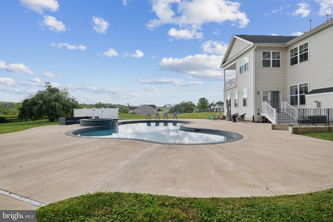 14132 AMYS MEADOW COURT