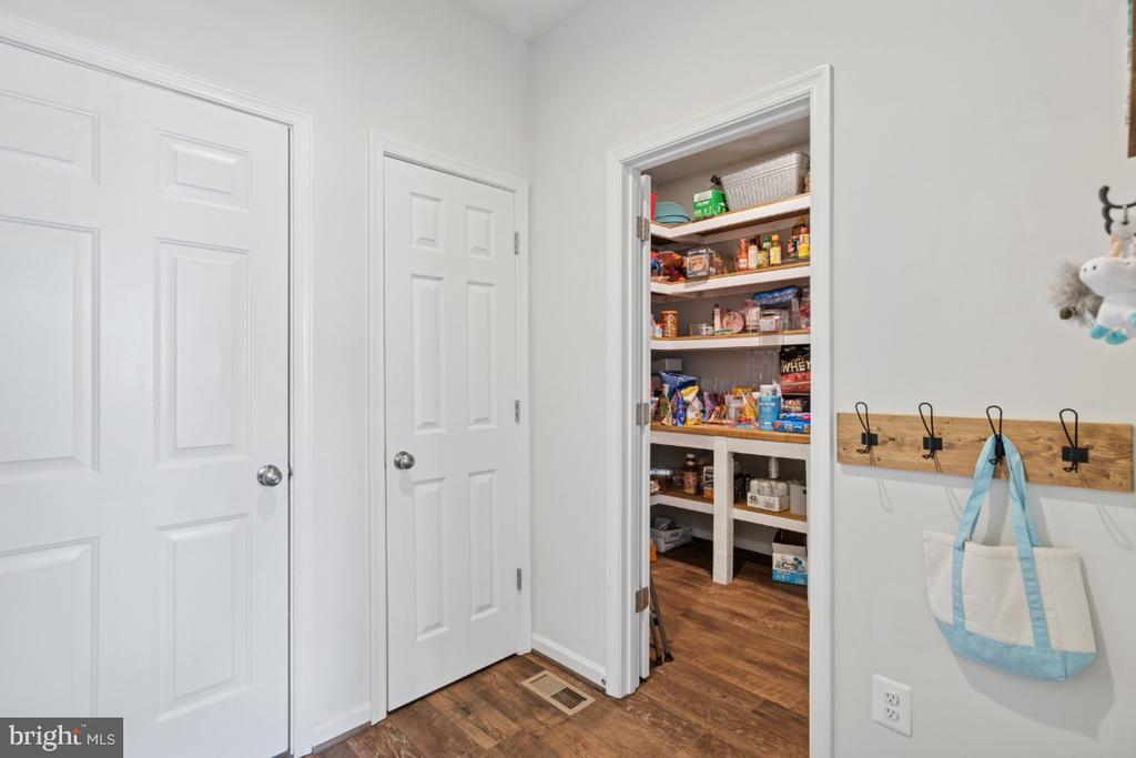 14132 AMYS MEADOW COURT
