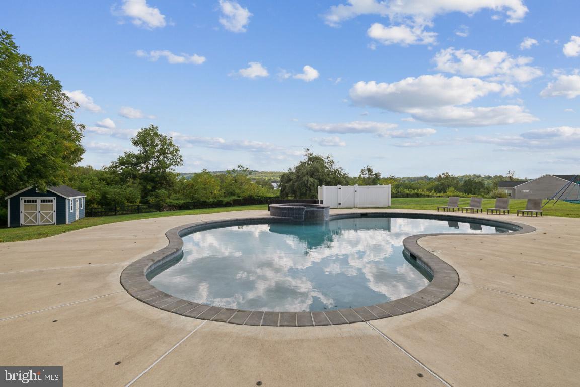 14132 AMYS MEADOW COURT