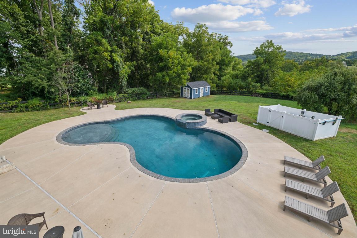 14132 AMYS MEADOW COURT