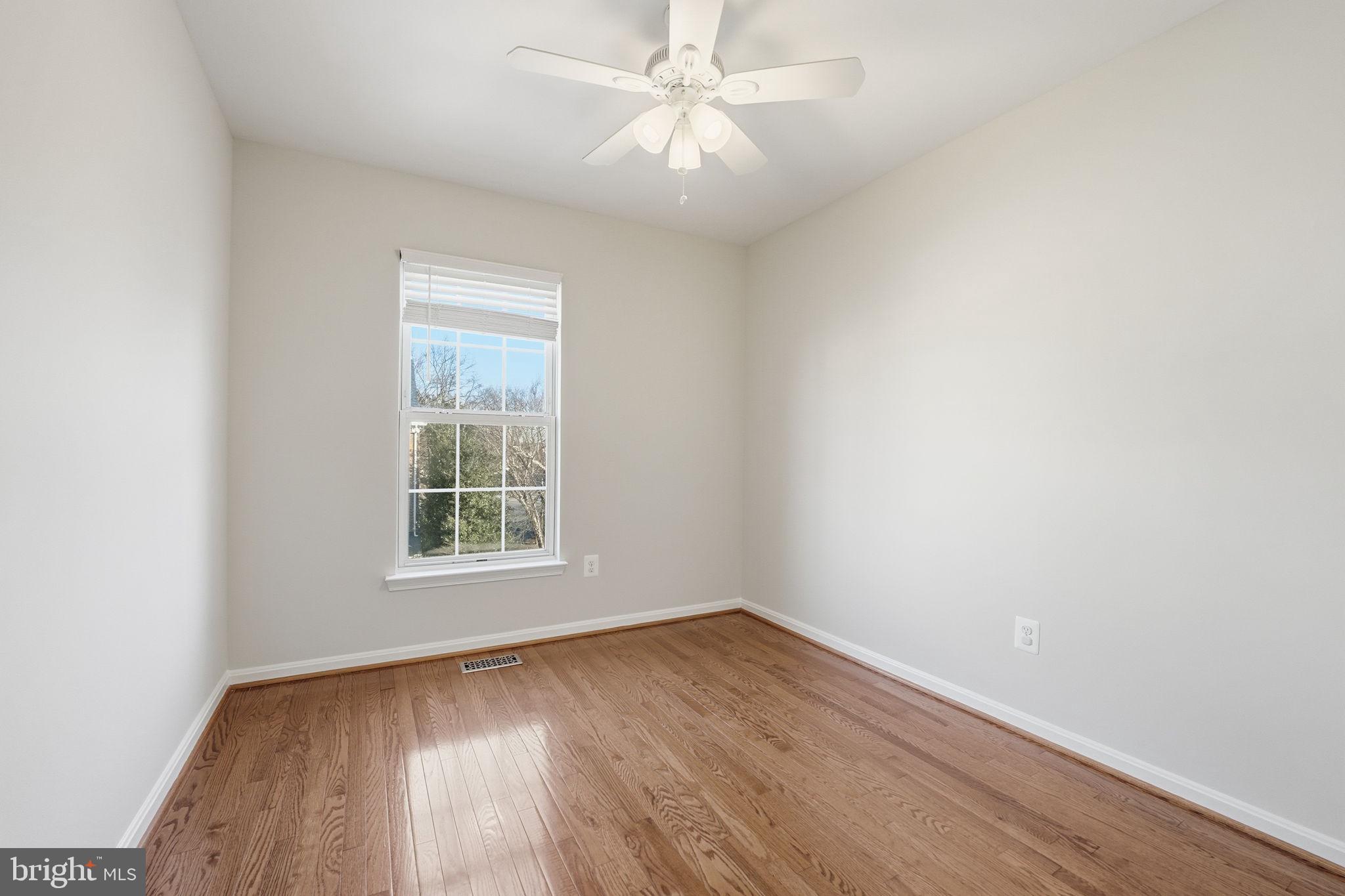 45563 WHITCOMB SQUARE