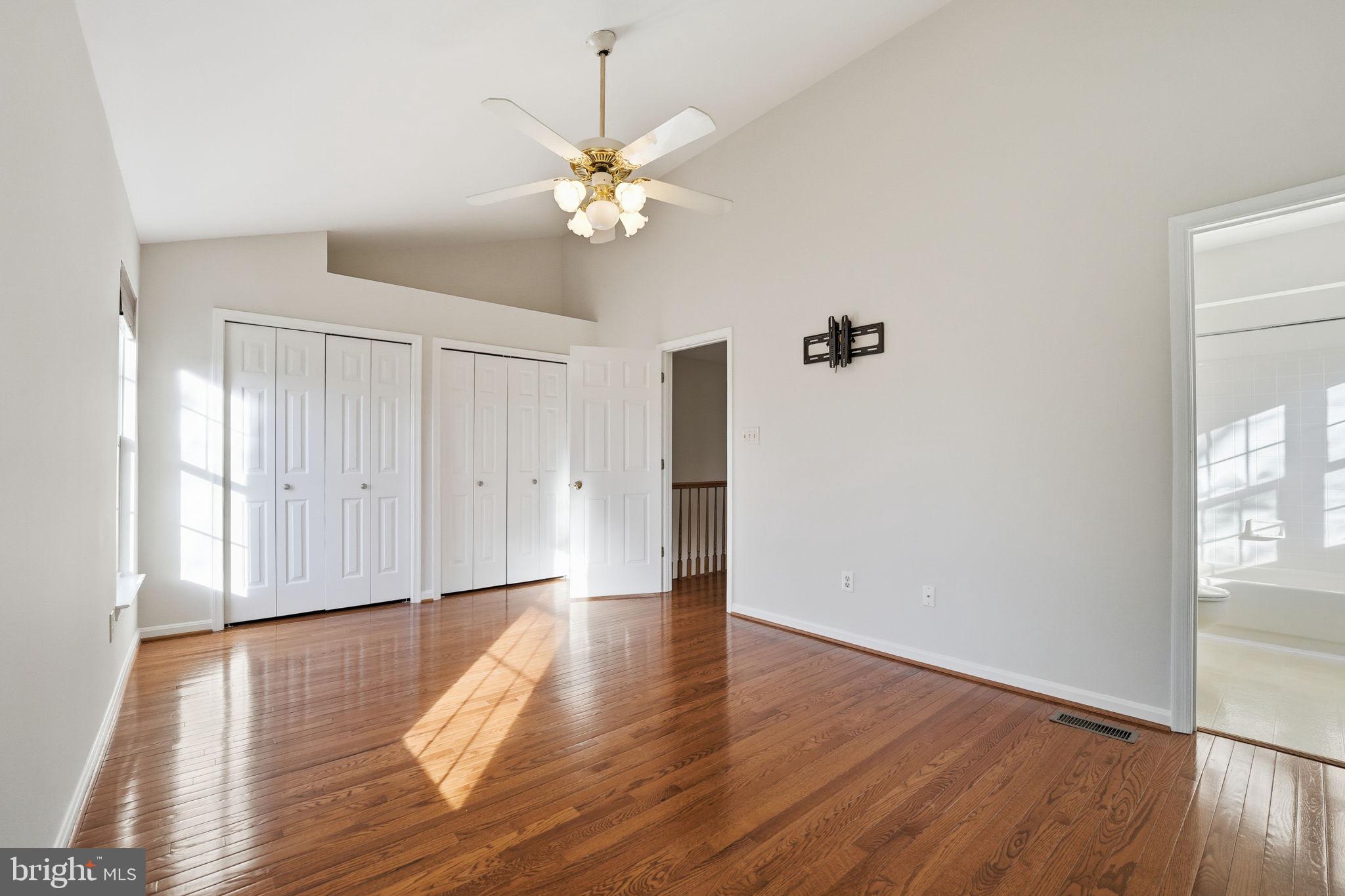 45563 WHITCOMB SQUARE