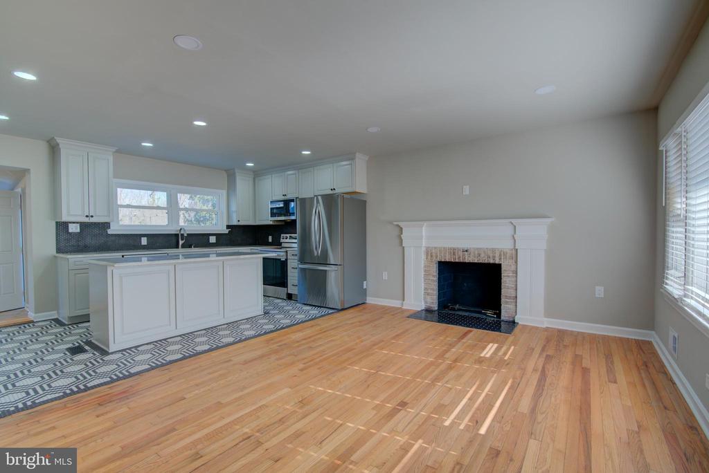 106 NORTH STREET NE