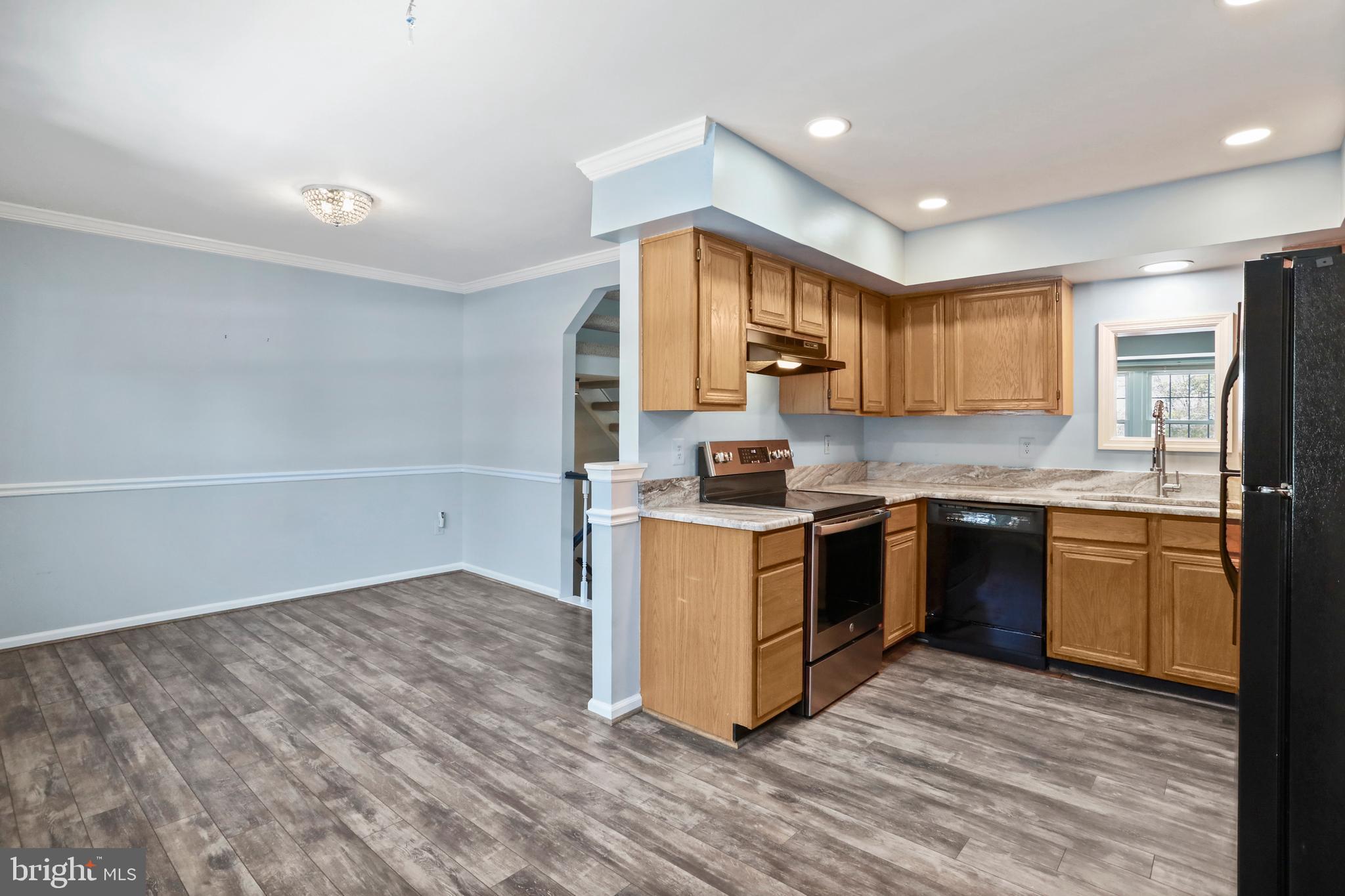 21799 LEATHERLEAF CIRCLE