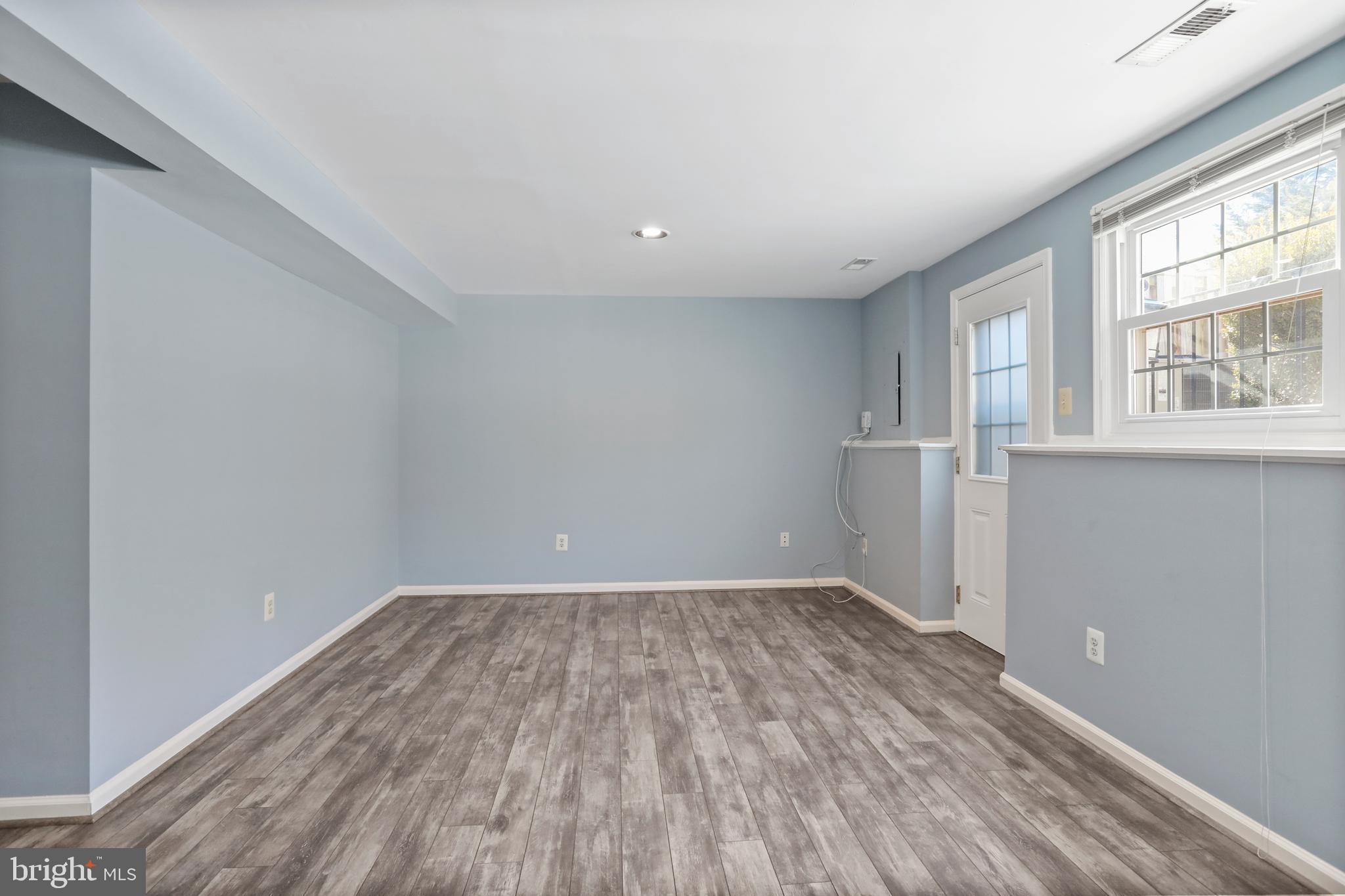 21799 LEATHERLEAF CIRCLE