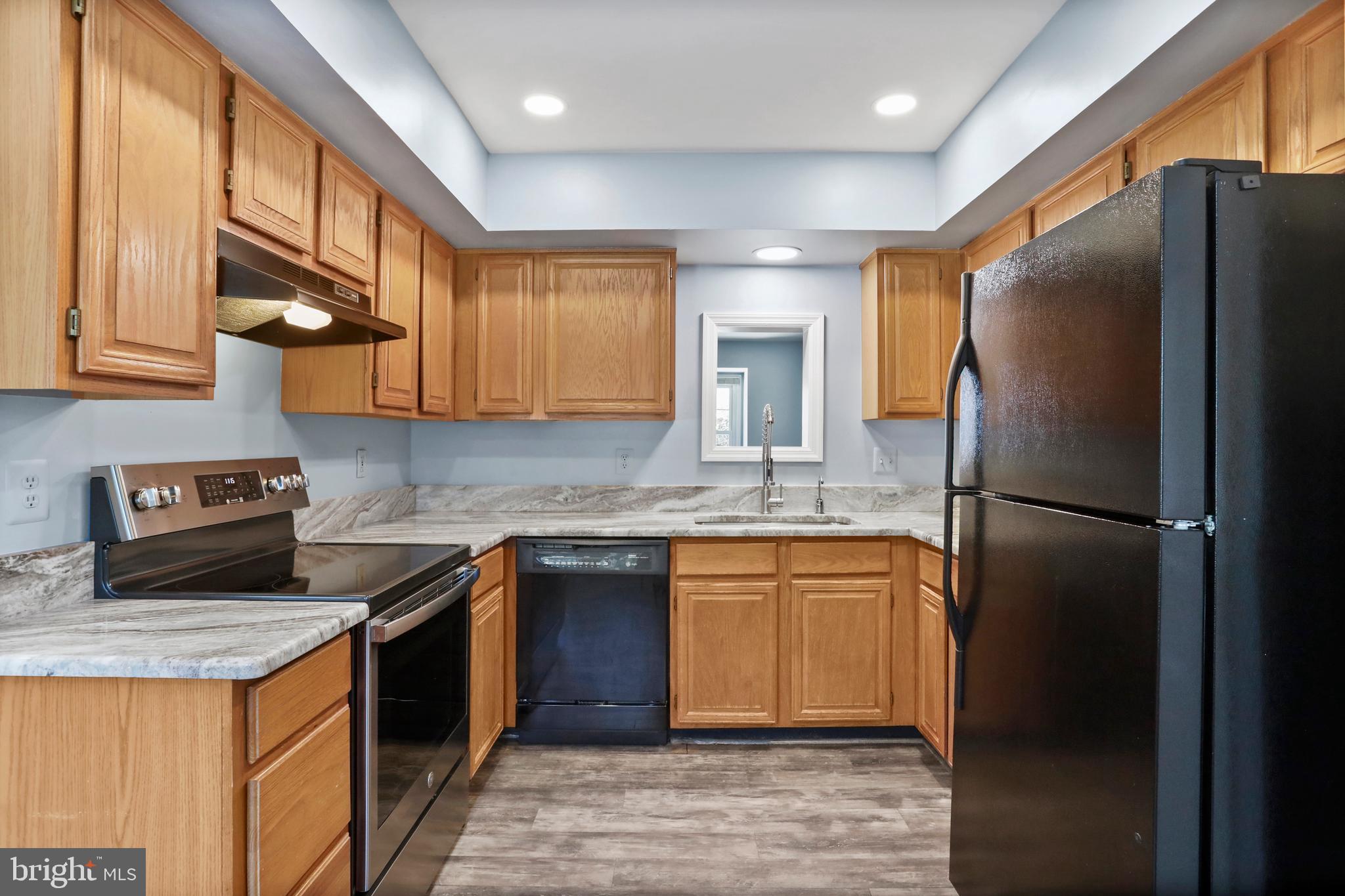 21799 LEATHERLEAF CIRCLE