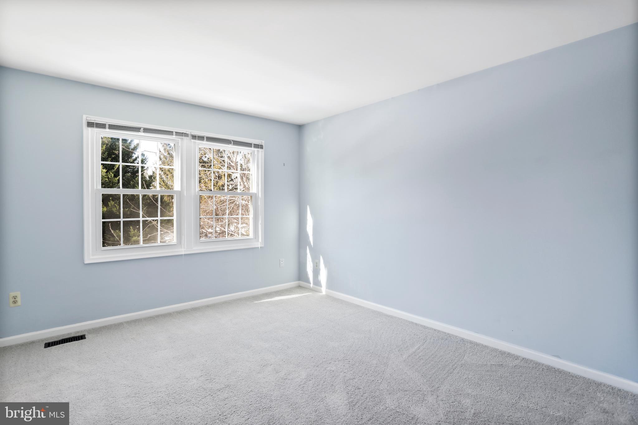 21799 LEATHERLEAF CIRCLE