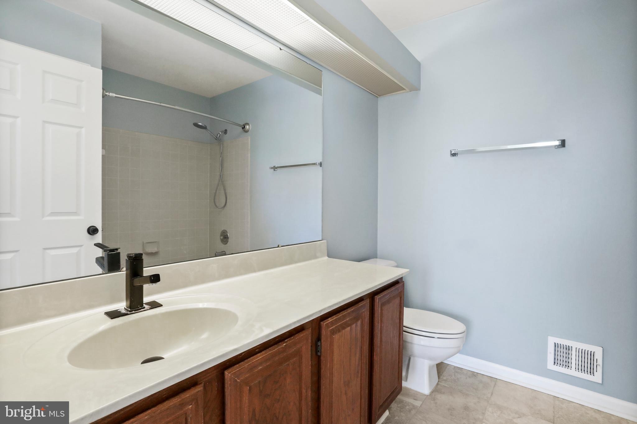 21799 LEATHERLEAF CIRCLE