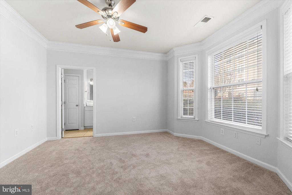506 SE SUNSET TERRACE SE 101