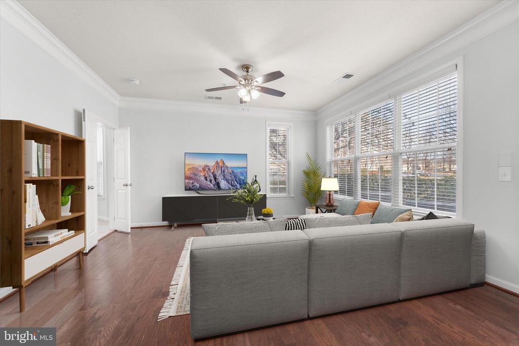 506 SE SUNSET TERRACE SE 101