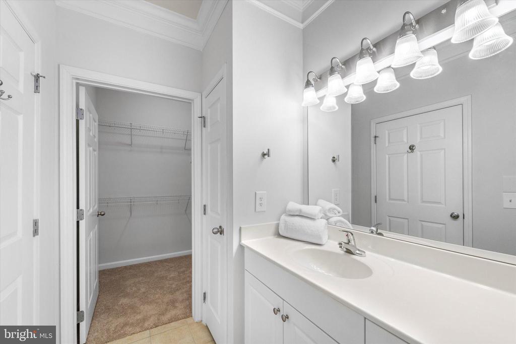 506 SE SUNSET TERRACE SE 101