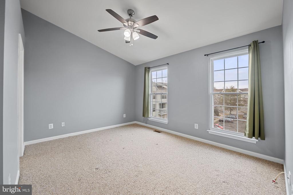 46966 COURTYARD SQUARE 301