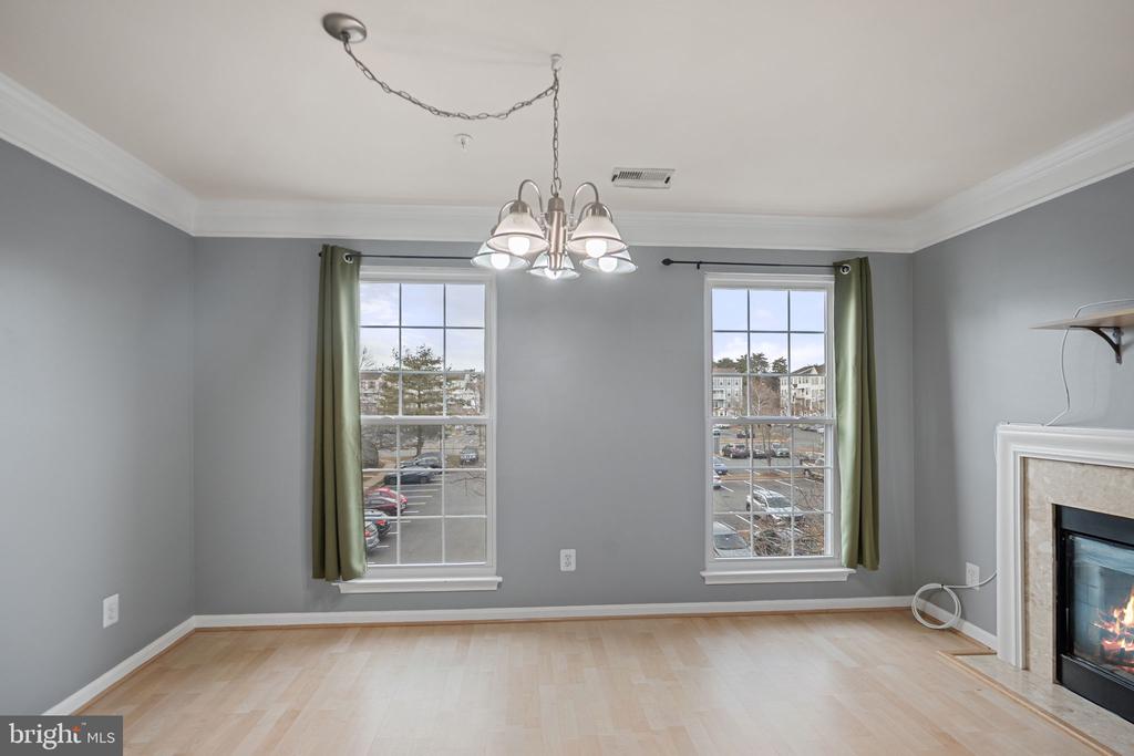 46966 COURTYARD SQUARE 301