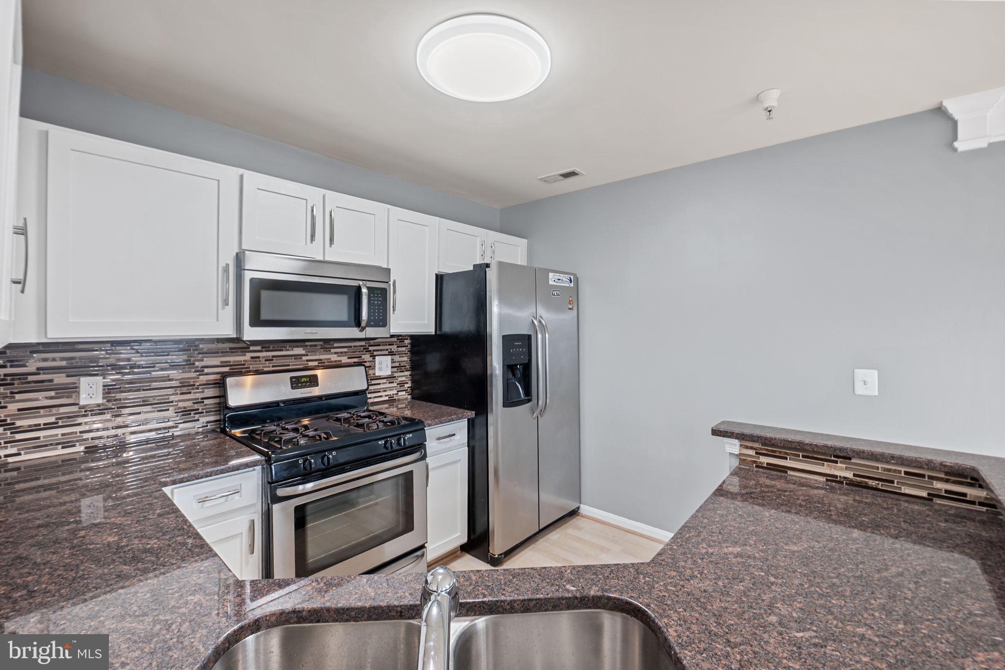 46966 COURTYARD SQUARE 301