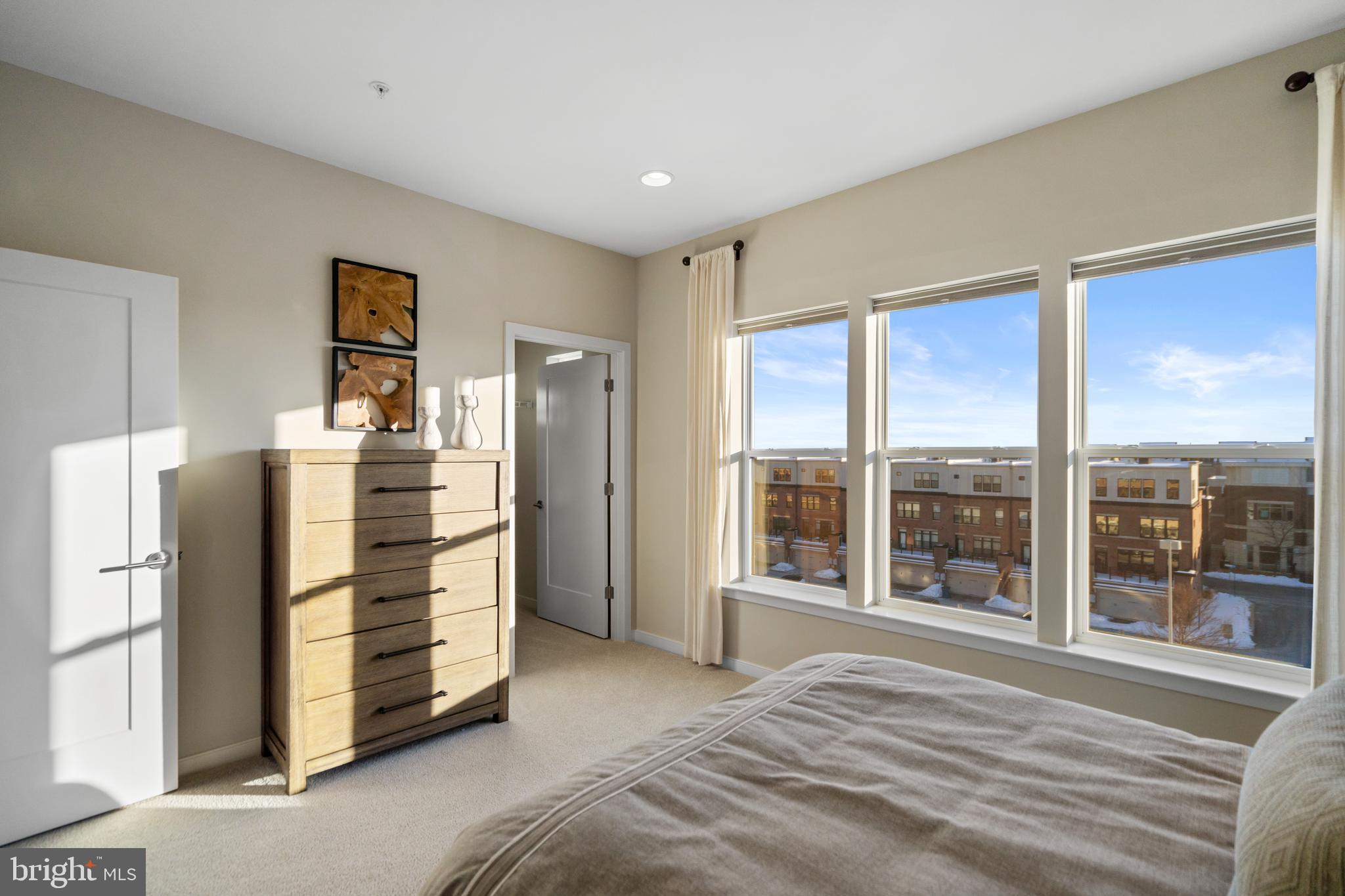 42389 WILLOW CREEK WAY