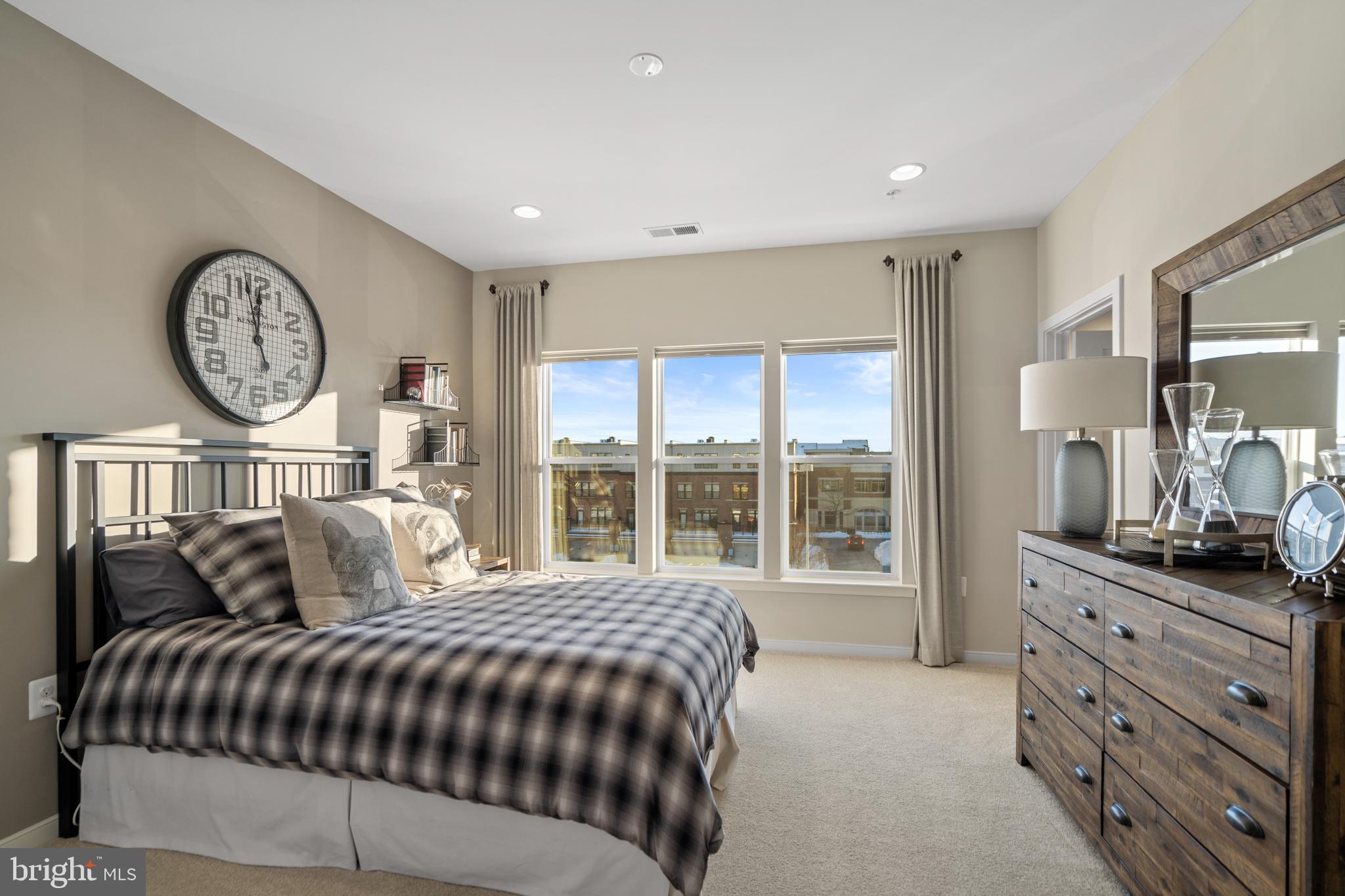 42389 WILLOW CREEK WAY