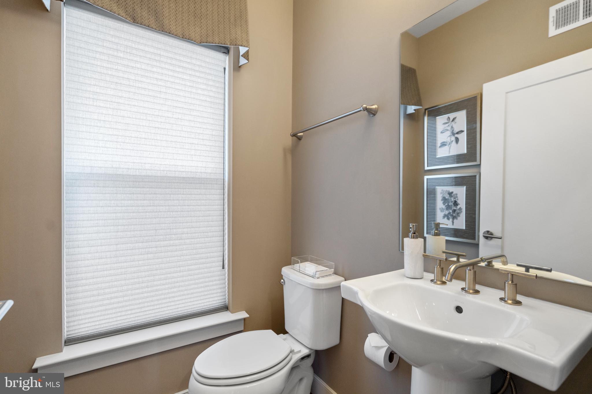 42389 WILLOW CREEK WAY