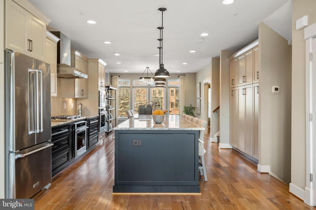 42389 WILLOW CREEK WAY
