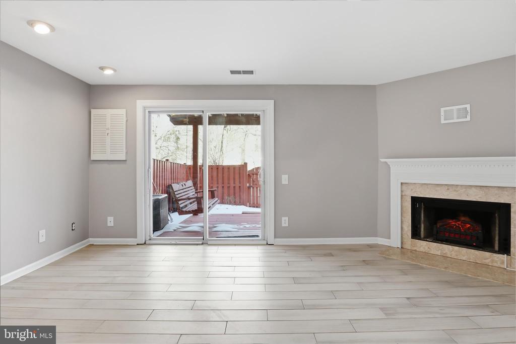 43861 LABURNUM SQUARE