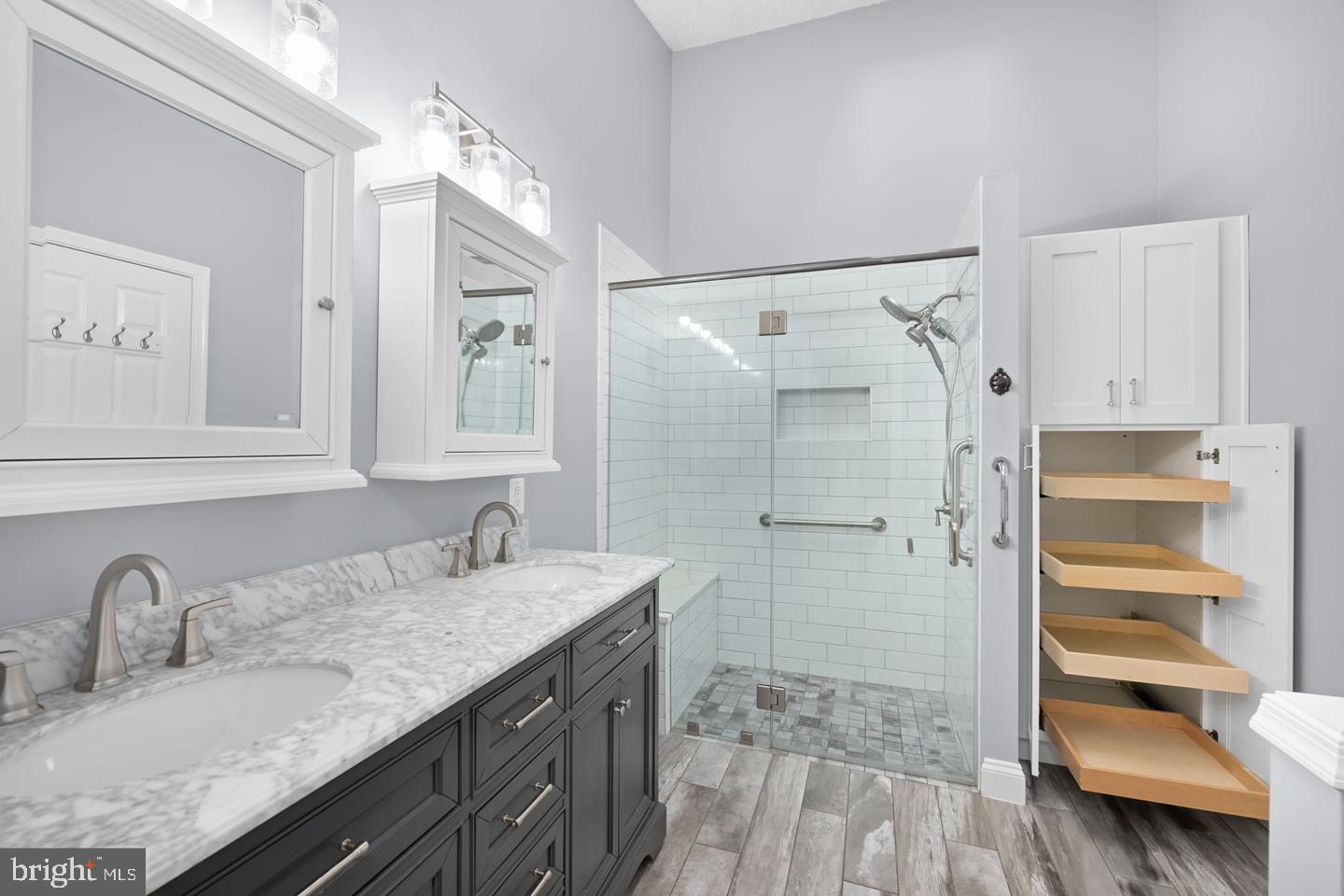 43861 LABURNUM SQUARE