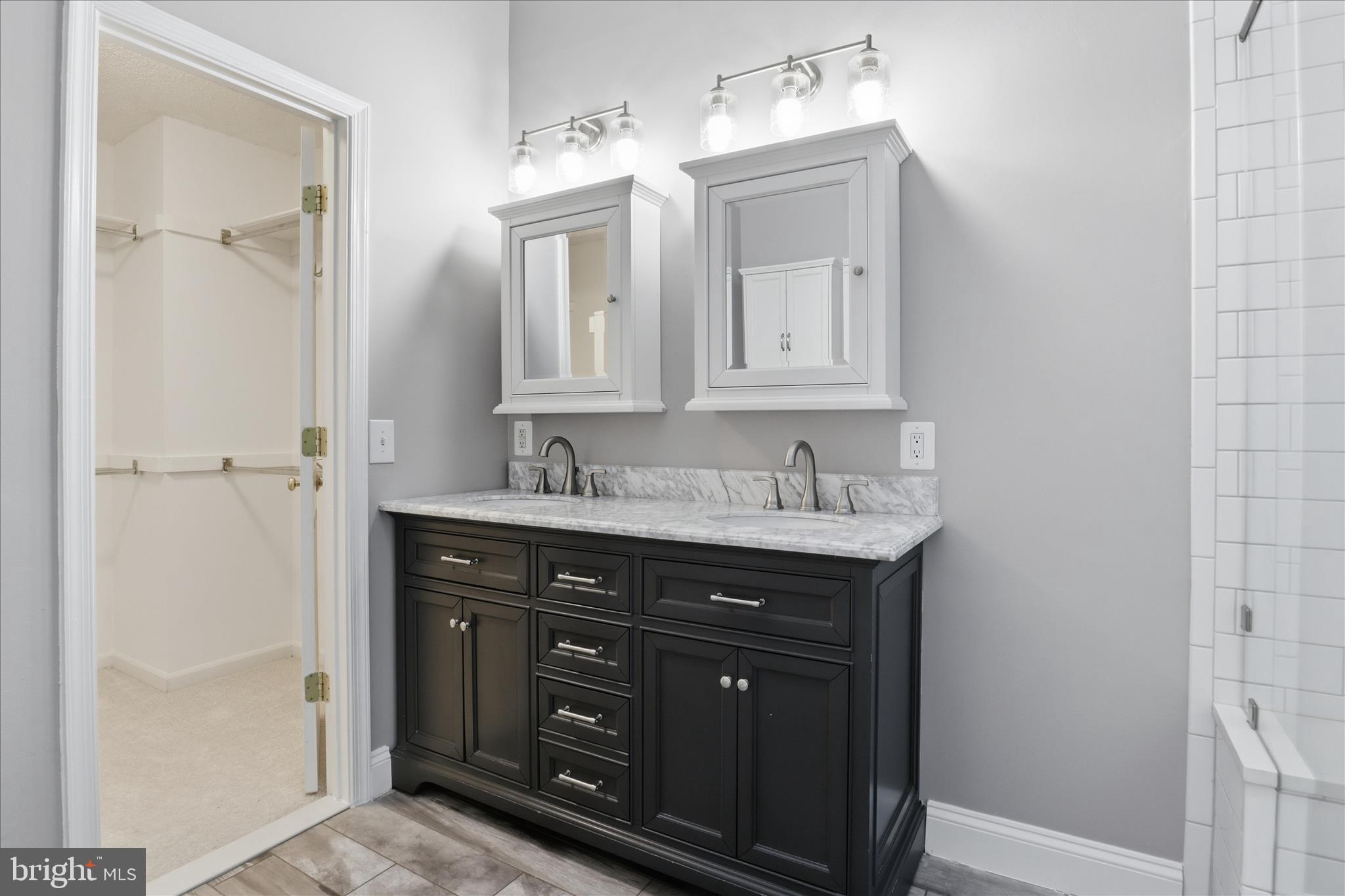 43861 LABURNUM SQUARE