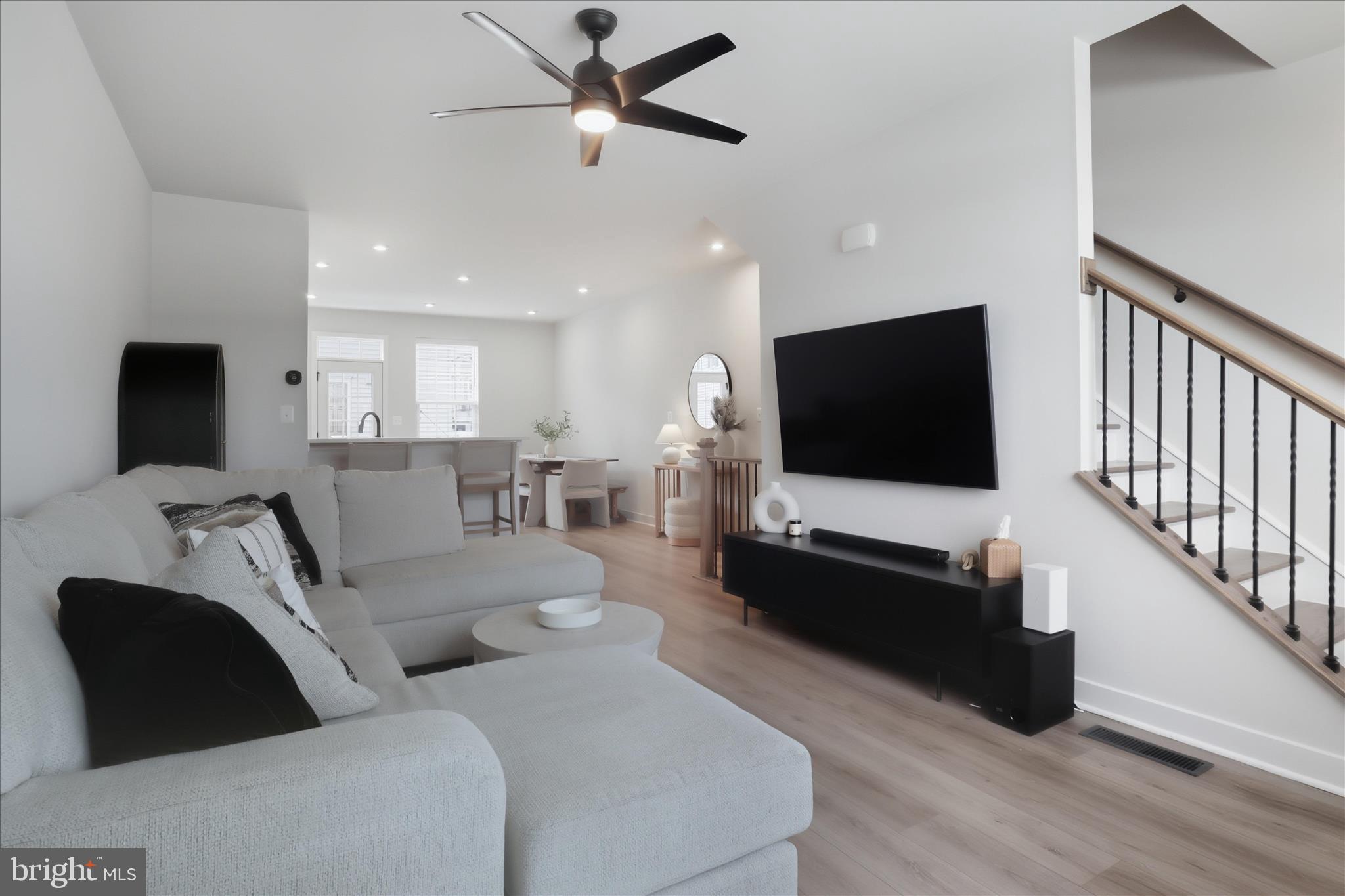 42552 ANTONIA TERRACE