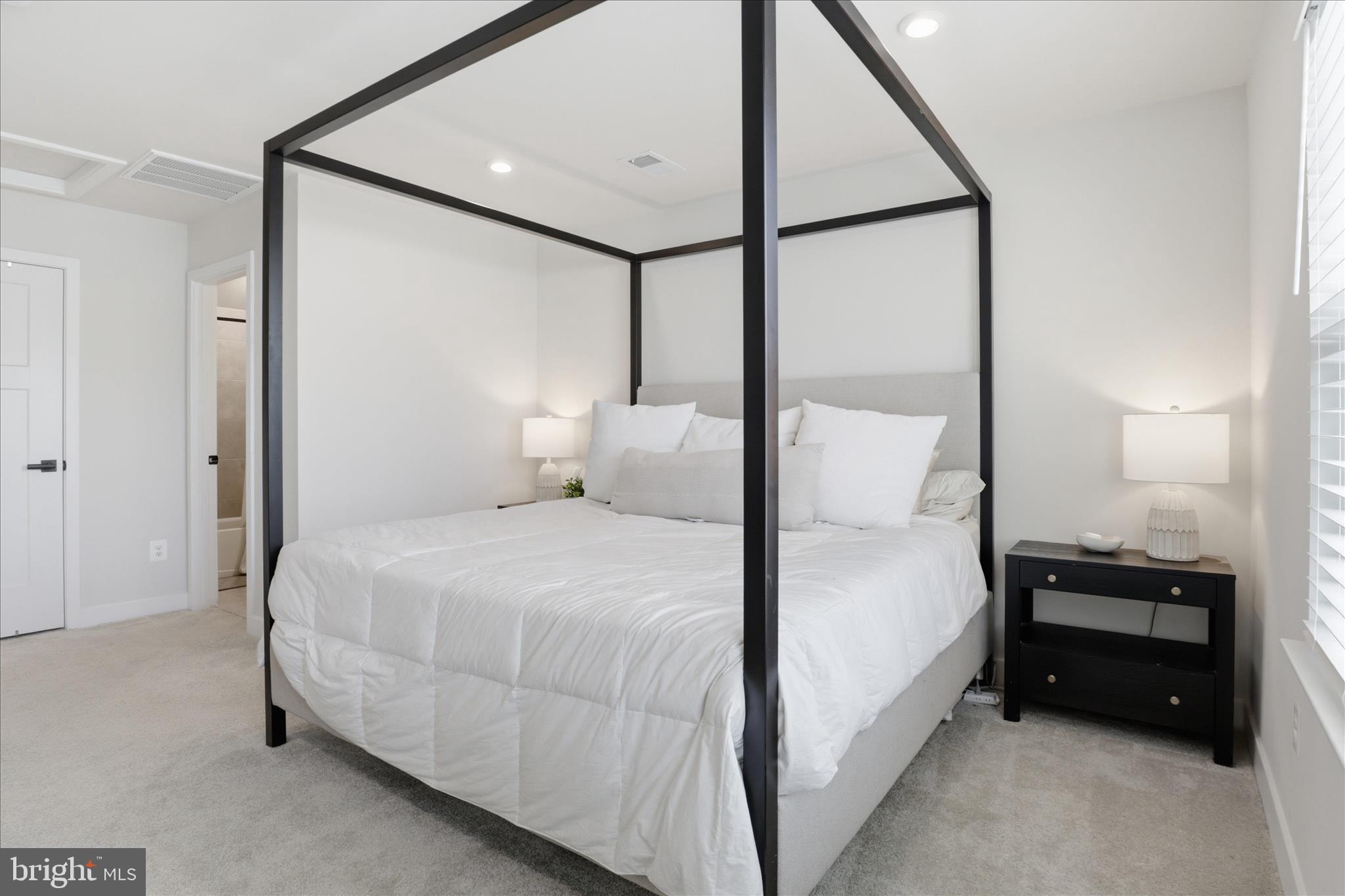 42552 ANTONIA TERRACE