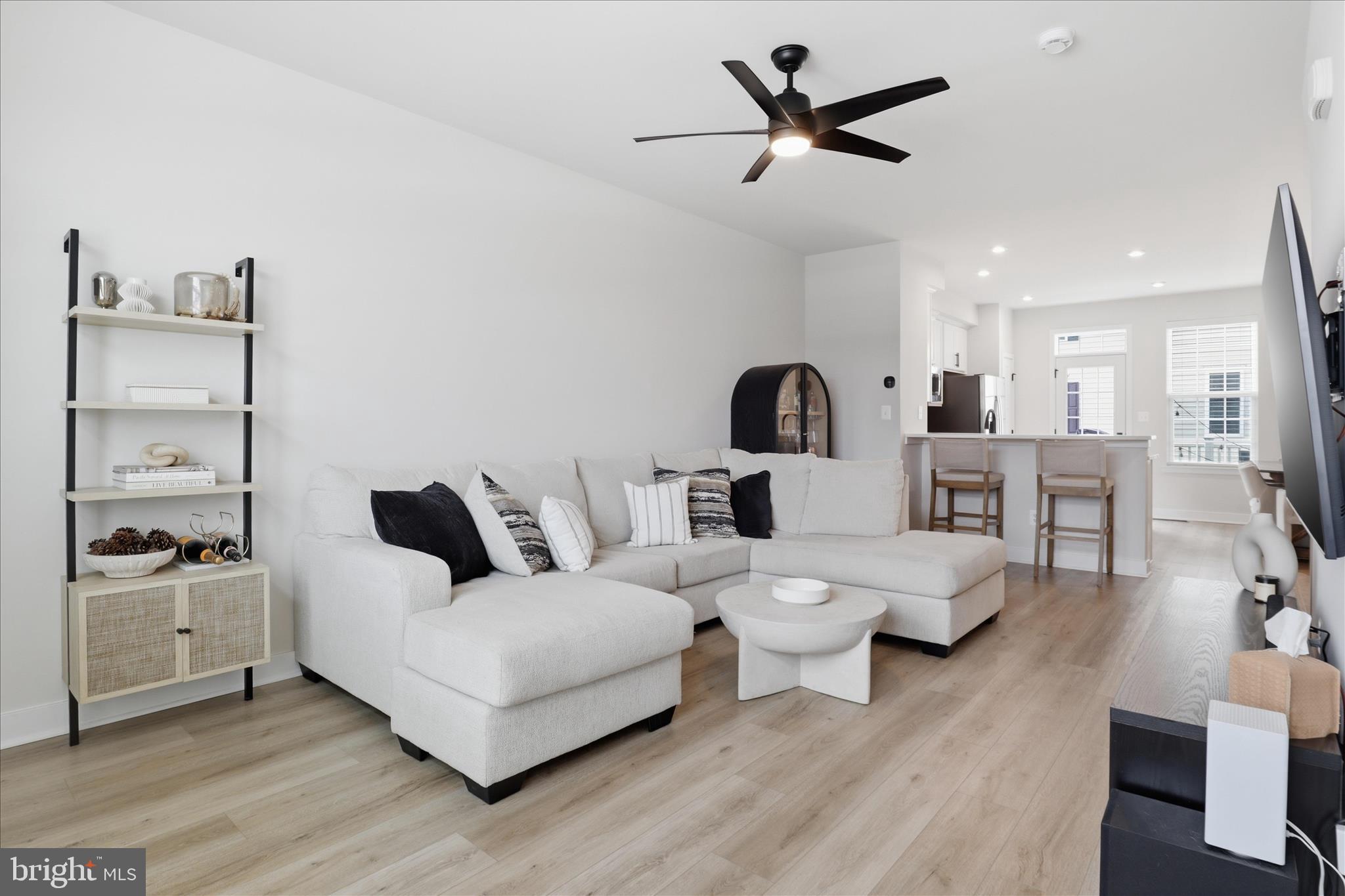 42552 ANTONIA TERRACE