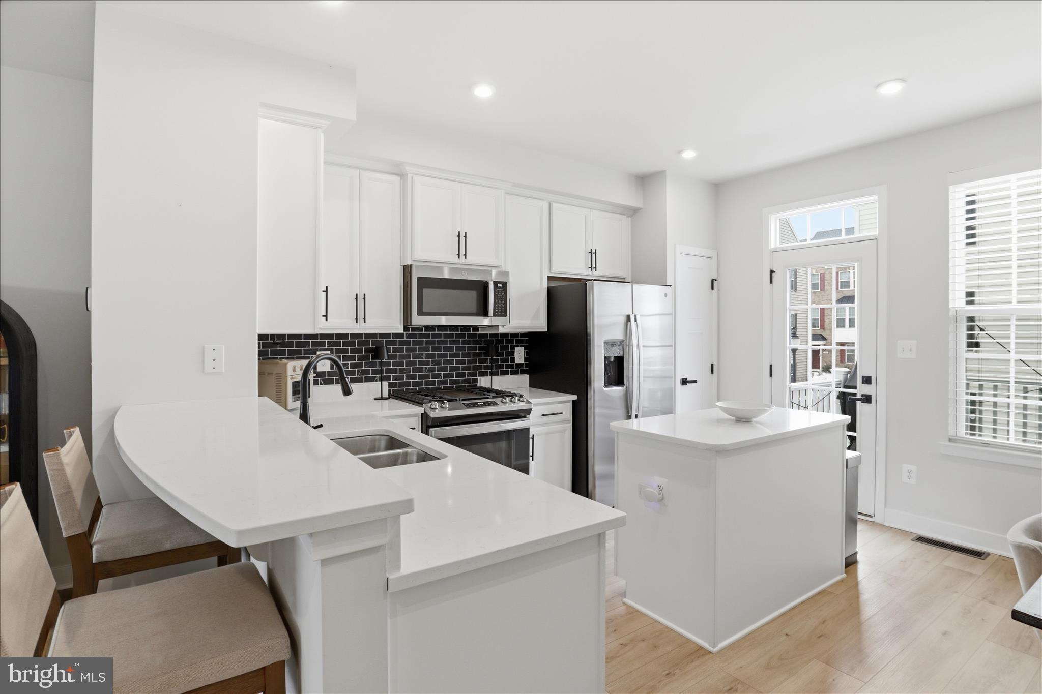 42552 ANTONIA TERRACE