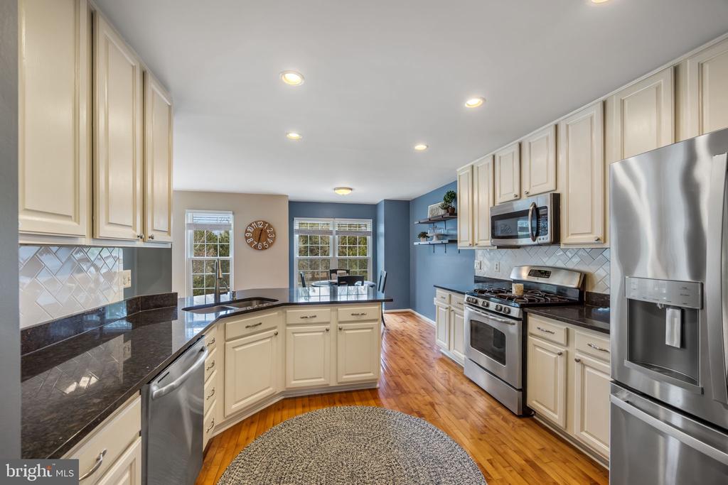 20627 GLENMERE SQUARE