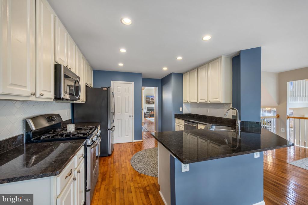 20627 GLENMERE SQUARE
