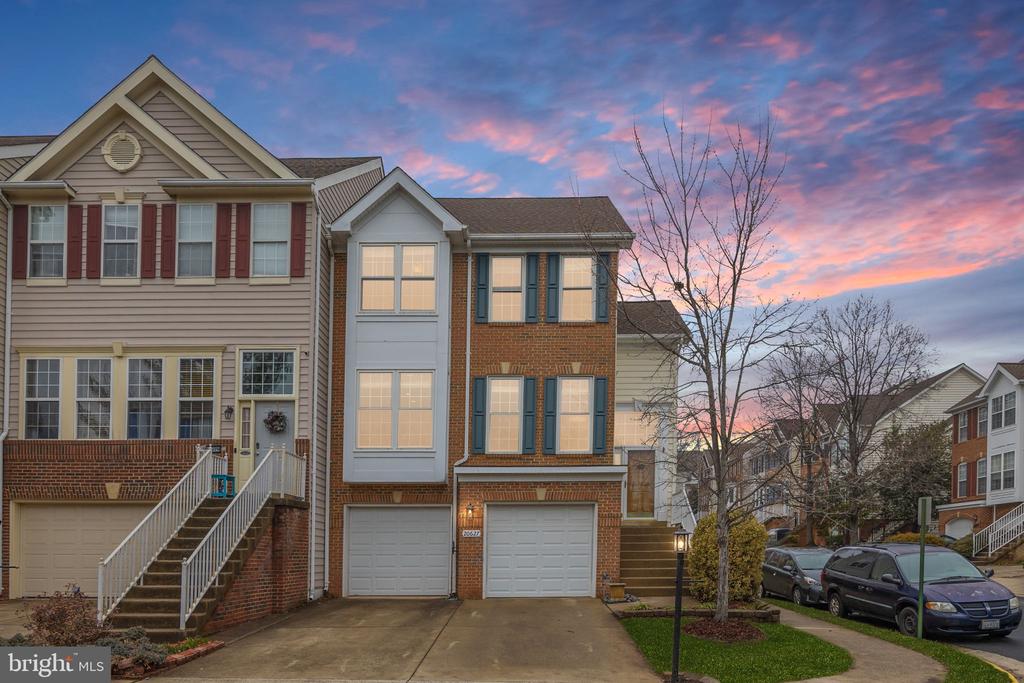 20627 GLENMERE SQUARE