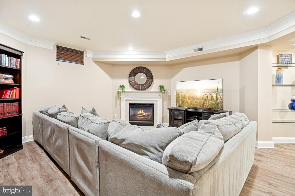 22833 HIGHCREST CIRCLE